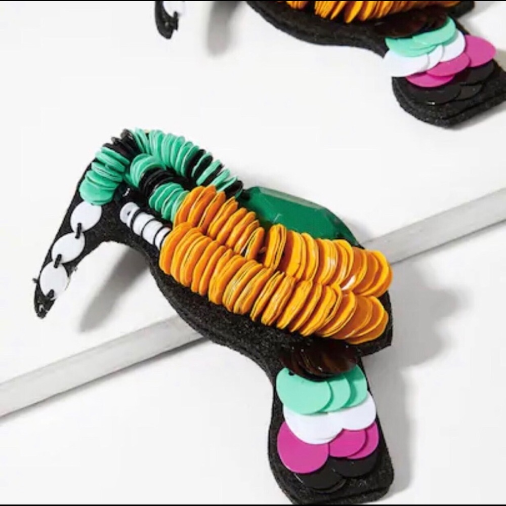 Bold Color-Block Parrot Earrings - Picture 2 of 3